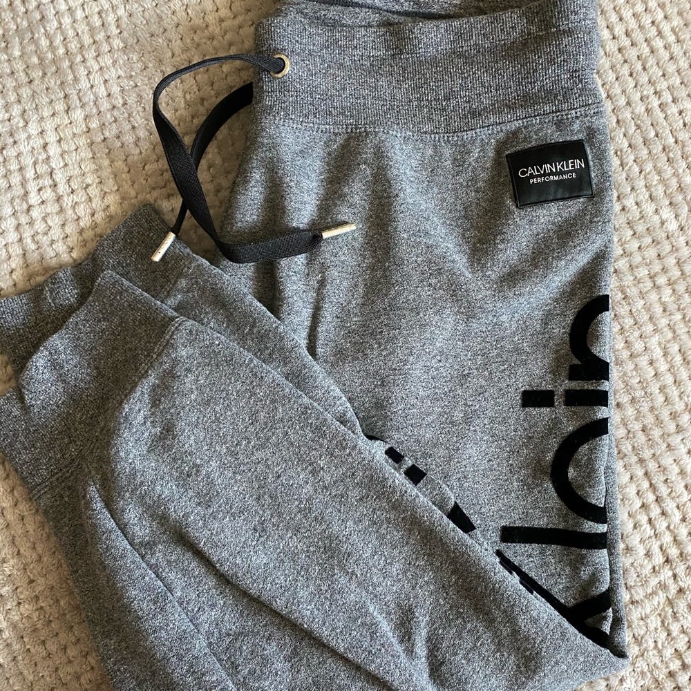 Calvin Klein Performance Joggers